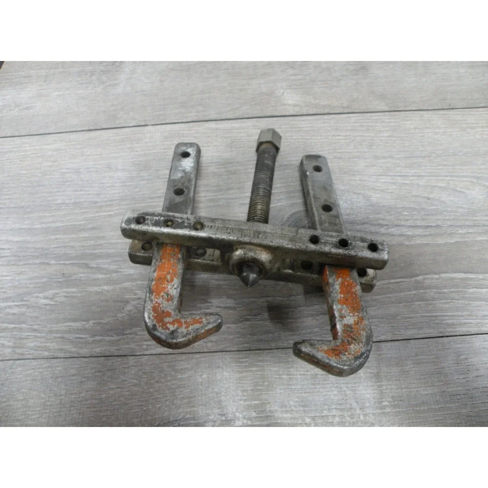 Vintage Heavy Duty 2 Jaw Gear Puller Bearing Pulley Removal Tool N1